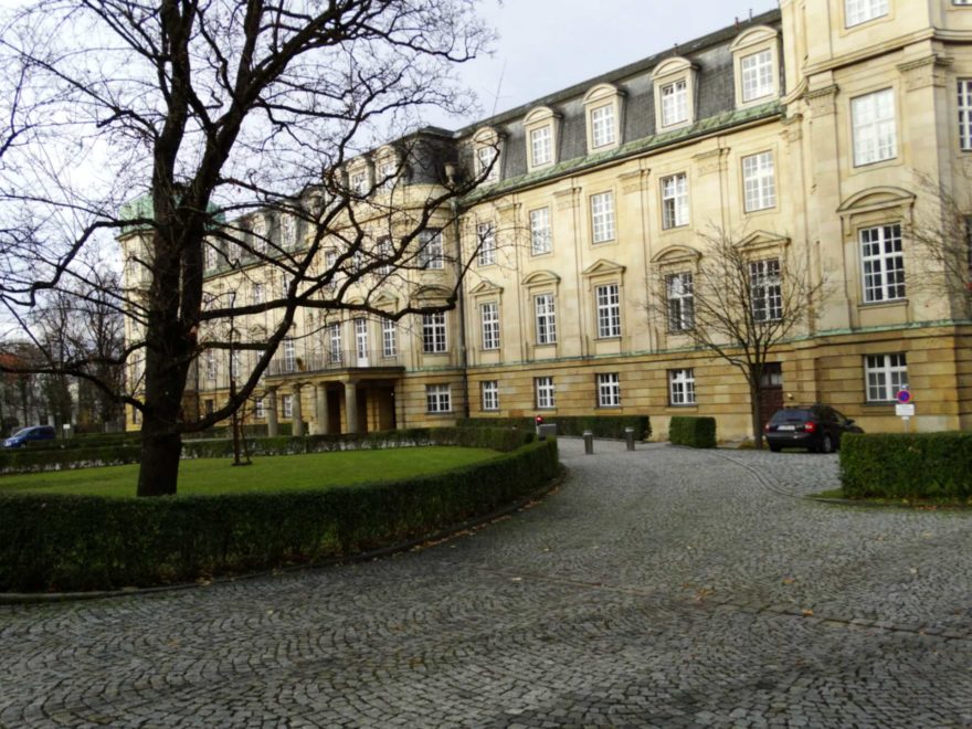 Rechtsanwaltsgesellschaften – und die beA-Pflicht vor dem Finanzgericht in Altfällen Rechtsanwaltsgesellschaften – und die beA-Pflicht vor dem Finanzgericht in Altfällen