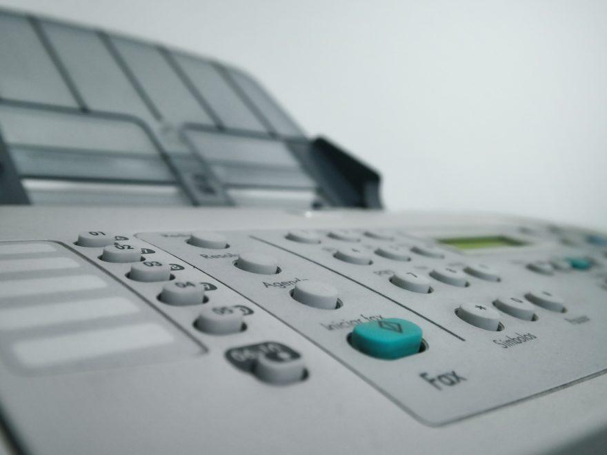 Die verfristete Verfassungsbeschwerde – und das nur teilweise vor Mitternacht übertragene Fax