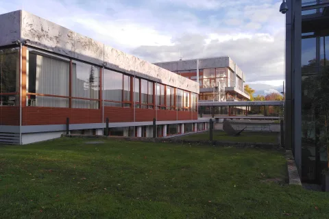 Bundesverfassungsgericht (Bibliothek und Sitzungssaalgebäude)